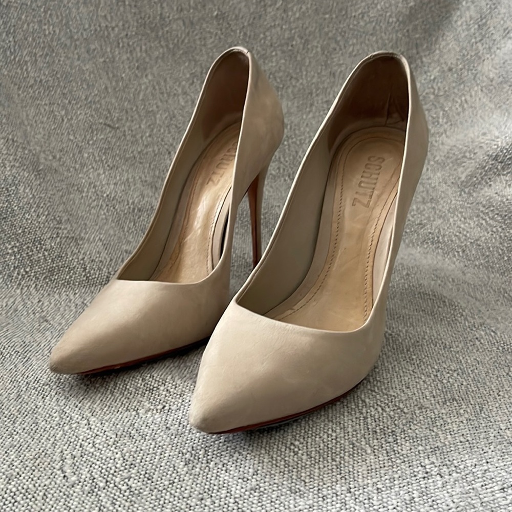 Schutz light beige suede stiletto heels! In great condition!